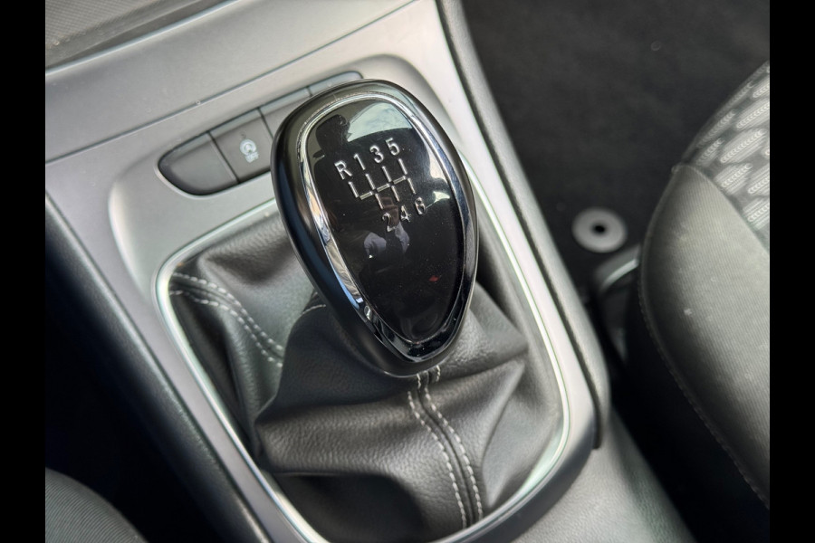 Opel Astra 1.2 Blitz Edition 2021 ZWART NAVI AIRCO LM NAP!