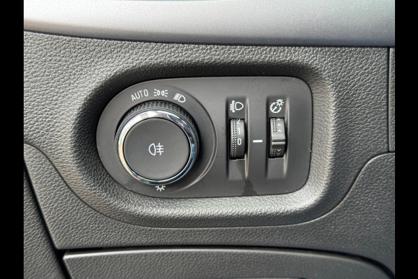 Opel Astra 1.2 Blitz Edition 2021 ZWART NAVI AIRCO LM NAP!