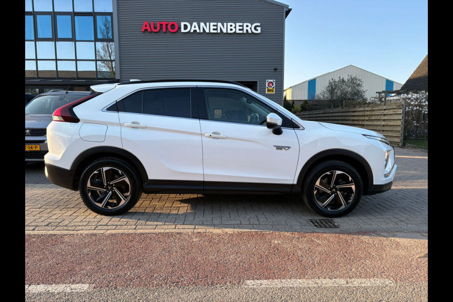 Mitsubishi Eclipse Cross 2.4 PHEV Instyle Trekhaak,Garantie,Camera