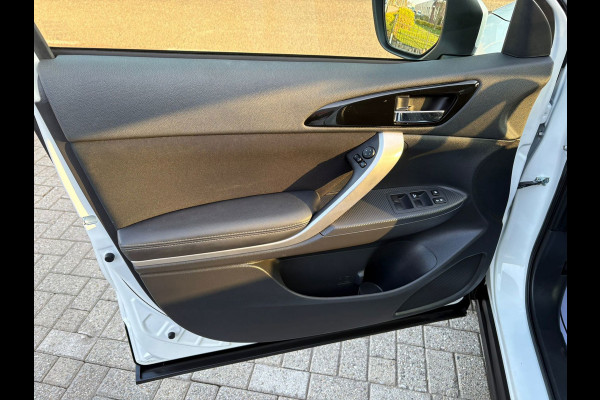 Mitsubishi Eclipse Cross 2.4 PHEV Instyle Trekhaak,Garantie,Camera