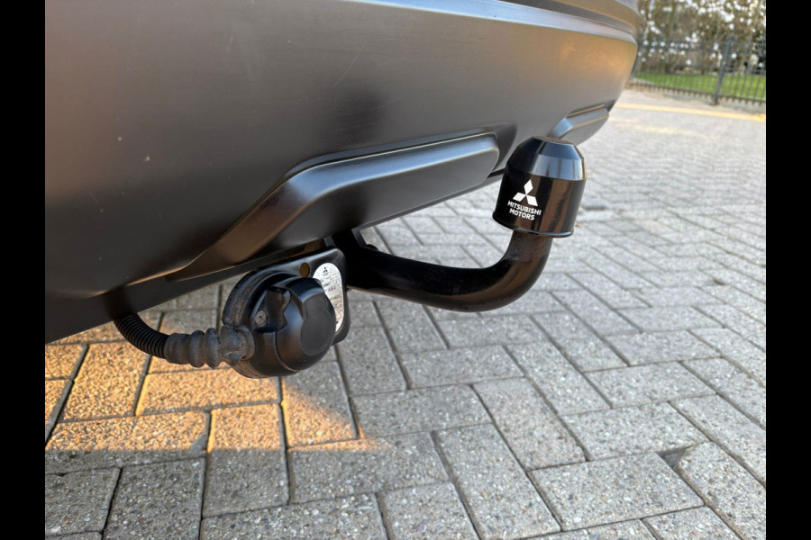 Mitsubishi Eclipse Cross 2.4 PHEV Instyle Trekhaak,Garantie,Camera