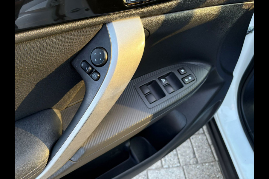 Mitsubishi Eclipse Cross 2.4 PHEV Instyle Trekhaak,Garantie,Camera