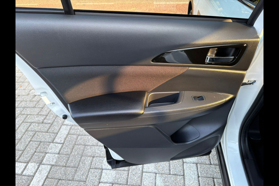 Mitsubishi Eclipse Cross 2.4 PHEV Instyle Trekhaak,Garantie,Camera