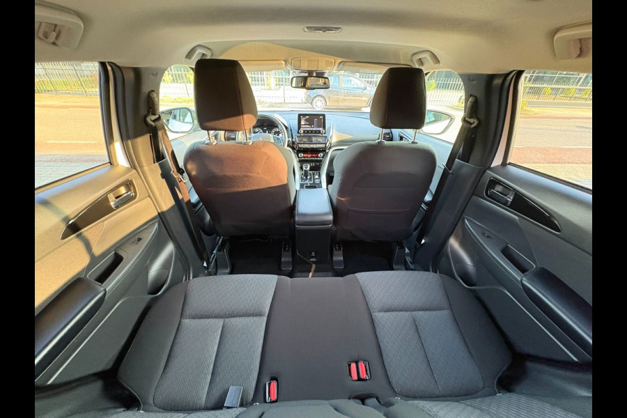 Mitsubishi Eclipse Cross 2.4 PHEV Instyle Trekhaak,Garantie,Camera