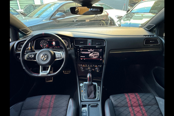 Volkswagen Golf 2.0 TSI GTI TCR Pano|Keyles|Akrapovic|Dynaudio