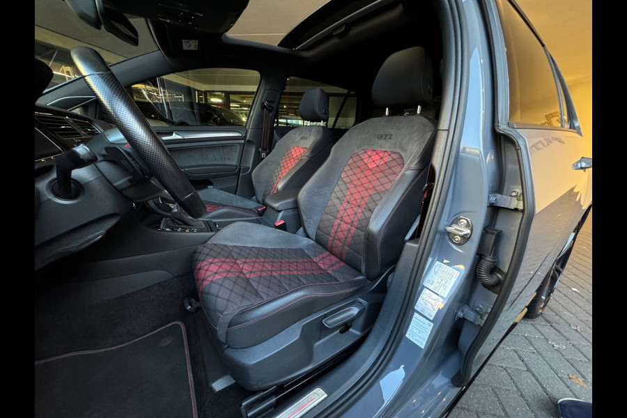 Volkswagen Golf 2.0 TSI GTI TCR Pano|Keyles|Akrapovic|Dynaudio