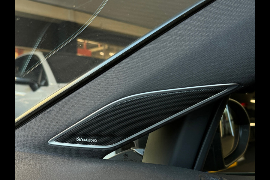 Volkswagen Golf 2.0 TSI GTI TCR Pano|Keyles|Akrapovic|Dynaudio