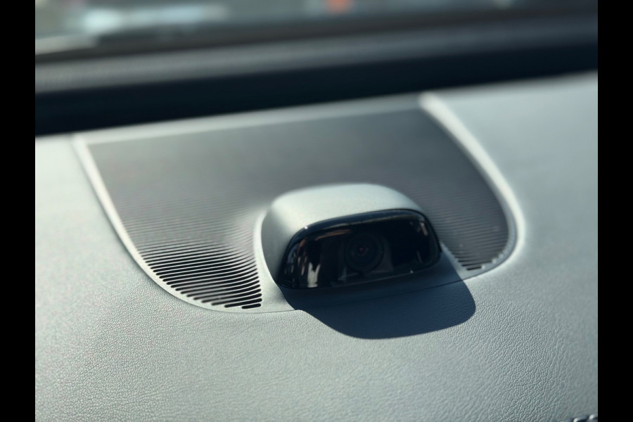 Mercedes-Benz E-Klasse 200 AMG Line Hyperscreen 360 Camera 21 inch