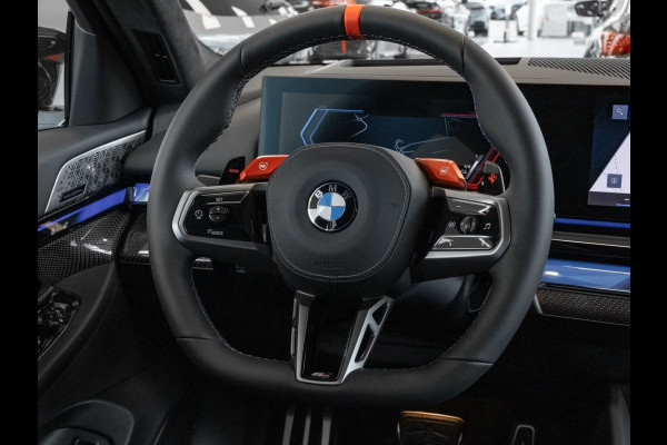 BMW 5 Serie Touring M5 ** M-DRIVER PACK (305 km/h), M-REMMEN, TREKH, ACC, MERINO LEDER, 20/21 INCH LMV ** 1e EIG - UNFALLFREI - Ex BMW AG ** ** INFORMEER OOK NAAR ONZE AANTREKKELIJKE FINANCIAL-LEASE TARIEVEN **