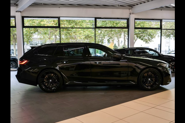 BMW 5 Serie Touring M5 ** M-DRIVER PACK (305 km/h), M-REMMEN, PANO, TREKH, MERINO LEDER, 20/21 INCH LMV ** 1e EIG - UNFALLFREI - Ex BMW AG ** ** INFORMEER OOK NAAR ONZE AANTREKKELIJKE FINANCIAL-LEASE TARIEVEN **
