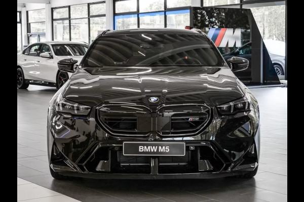 BMW 5 Serie Touring M5 ** M-DRIVER PACK (305 km/h), M-REMMEN, PANO, TREKH, MERINO LEDER, 20/21 INCH LMV ** 1e EIG - UNFALLFREI - Ex BMW AG ** ** INFORMEER OOK NAAR ONZE AANTREKKELIJKE FINANCIAL-LEASE TARIEVEN **