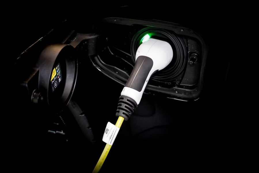 BMW 5 Serie Touring M5 ** M-DRIVER PACK (305 km/h), M-REMMEN, PANO, TREKH, MERINO LEDER, 20/21 INCH LMV ** 1e EIG - UNFALLFREI - Ex BMW AG ** ** INFORMEER OOK NAAR ONZE AANTREKKELIJKE FINANCIAL-LEASE TARIEVEN **