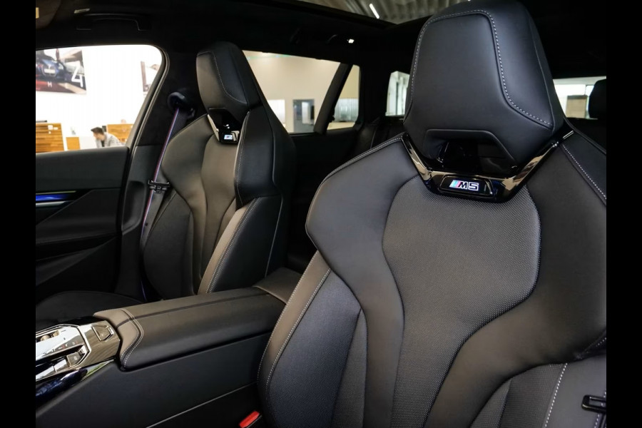 BMW 5 Serie Touring M5 ** M-DRIVER PACK (305 km/h), M-REMMEN, PANO, TREKH, MERINO LEDER, 20/21 INCH LMV ** 1e EIG - UNFALLFREI - Ex BMW AG ** ** INFORMEER OOK NAAR ONZE AANTREKKELIJKE FINANCIAL-LEASE TARIEVEN **