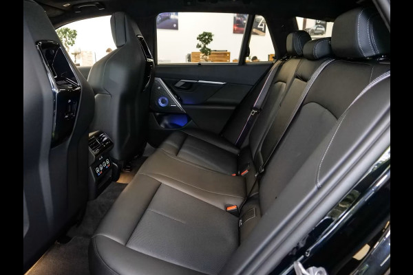 BMW 5 Serie Touring M5 ** M-DRIVER PACK (305 km/h), M-REMMEN, PANO, TREKH, MERINO LEDER, 20/21 INCH LMV ** 1e EIG - UNFALLFREI - Ex BMW AG ** ** INFORMEER OOK NAAR ONZE AANTREKKELIJKE FINANCIAL-LEASE TARIEVEN **