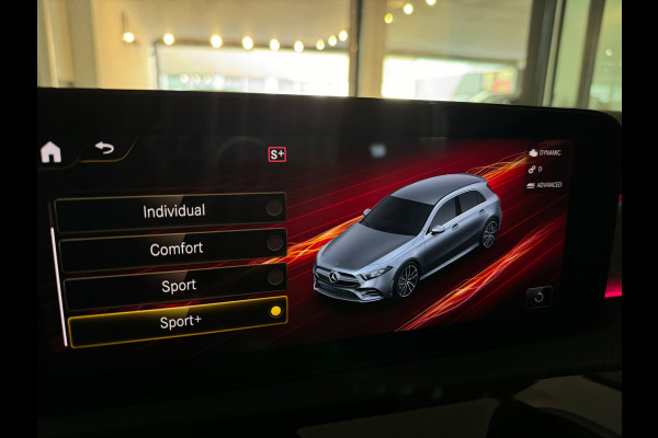 Mercedes-Benz A-Klasse AMG 35 4M Premium+ Pano|Memory|Aero