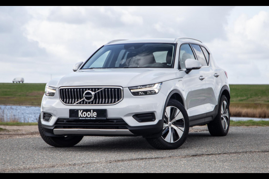 Volvo XC40 1.5 T4 Recharge Inscription AUTOMAAT / PLUG IN HYBRID / NAVI / STOELVERWARMING / CAMERA