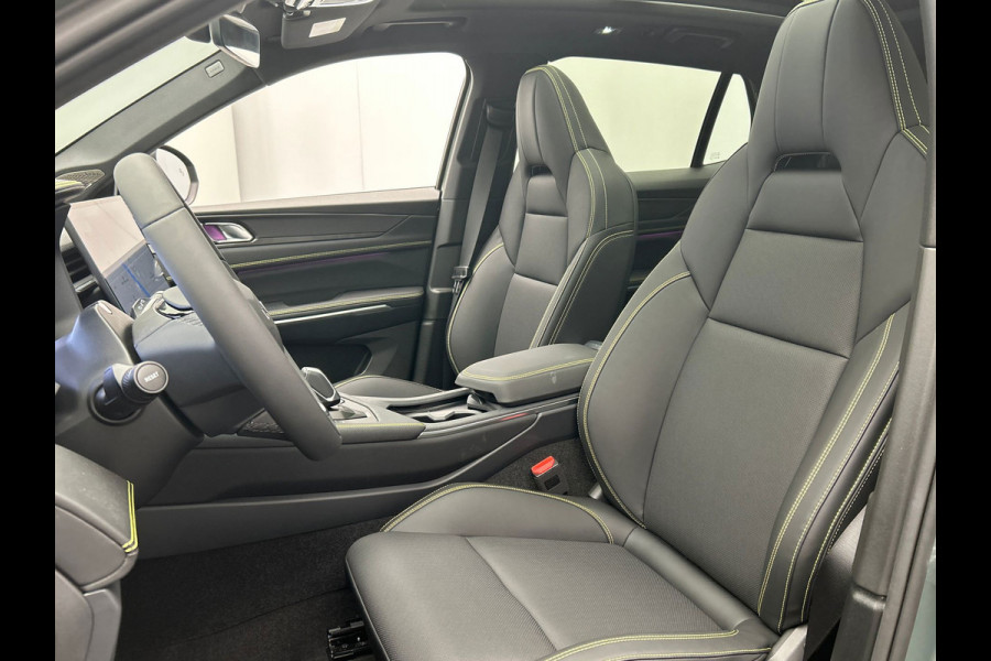 Lynk & Co 01 1.5 More Leder| Pano | Stoel+Stuurwielverwarming | Keyless