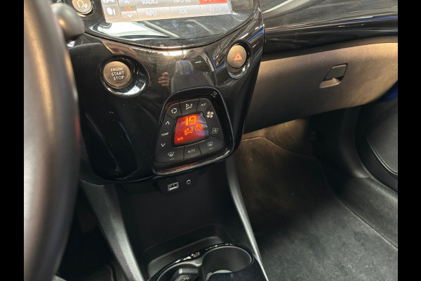 Peugeot 108 1.0 e-VTi Collection TOP! Open Dak / Carplay / Camera