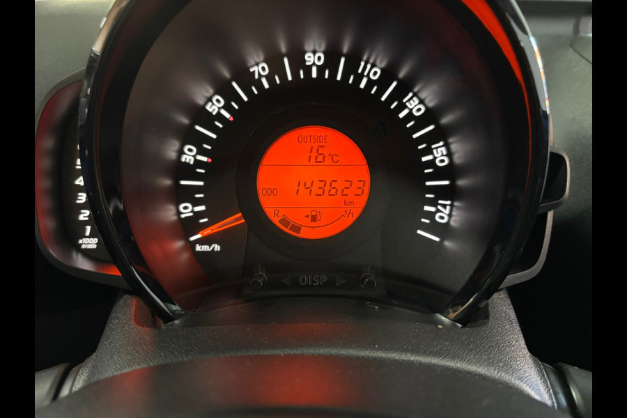 Peugeot 108 1.0 e-VTi Collection TOP! Open Dak / Carplay / Camera