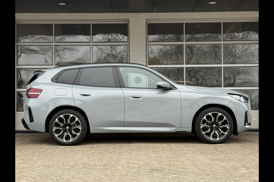 BMW X3 30e xDrive M SPORT | PANORAMA | HEAD UP | HARMAN KARDON | ICONIC GLOW | DRIVING ASS. PLUS |