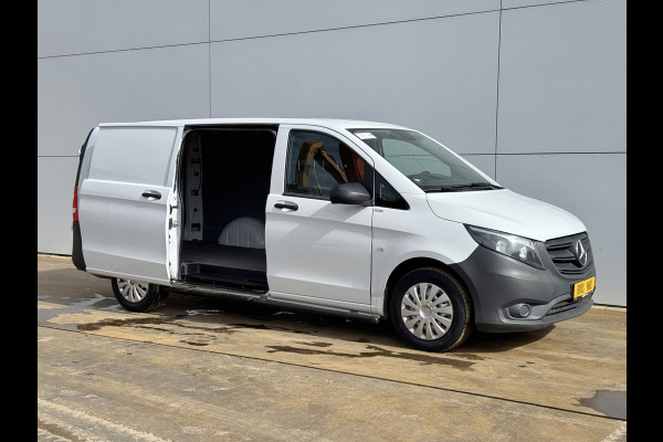 Mercedes-Benz Vito 114 1.9 CDI Automaat L2H1 Climate Control Adaptieve Cruise Side Bars Camera Carplay Stoelverwarming