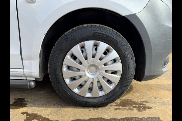 Mercedes-Benz Vito 114 1.9 CDI Automaat L2H1 Climate Control Adaptieve Cruise Side Bars Camera Carplay Stoelverwarming