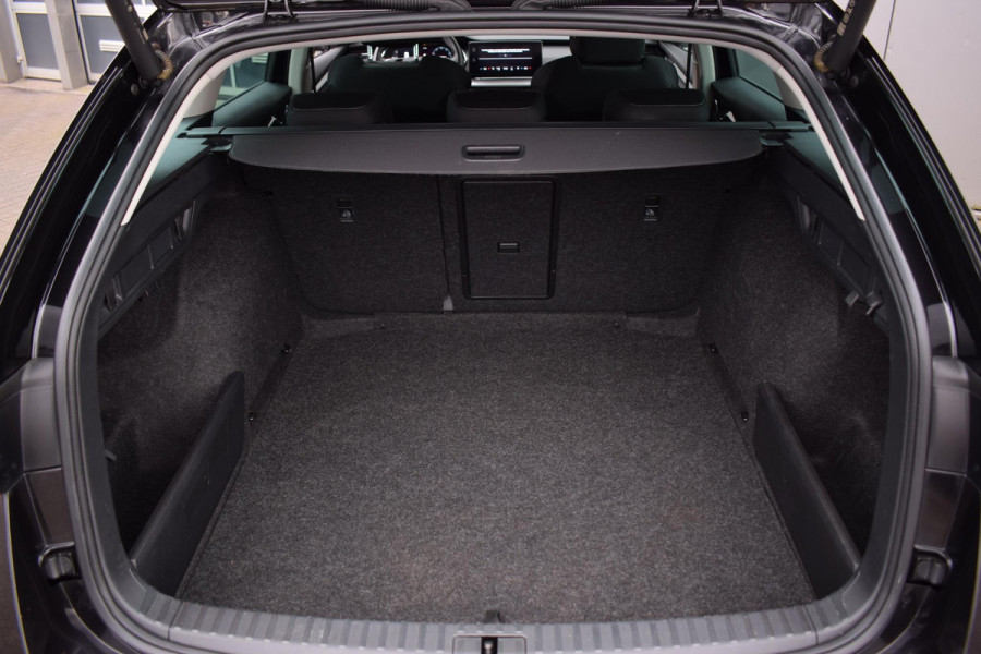 Škoda Octavia Combi 1.0 e-TSI Business Edition | Carplay | Climate | Camera | 17'' Velgen