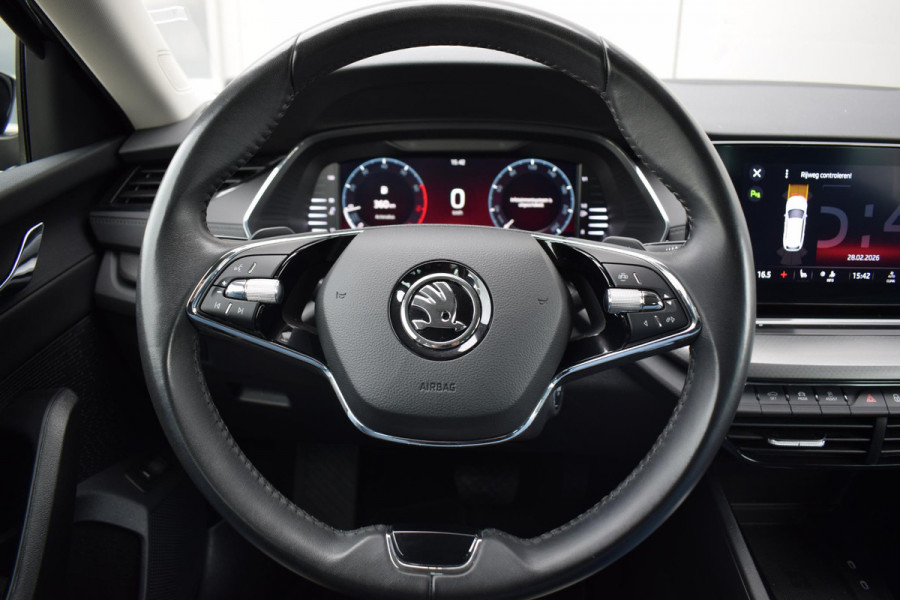 Škoda Octavia Combi 1.0 e-TSI Business Edition | Carplay | Climate | Camera | 17'' Velgen