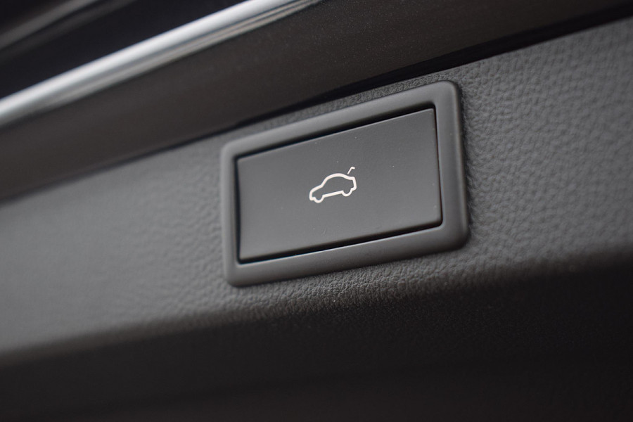 Škoda Octavia Combi 1.0 e-TSI Business Edition | Carplay | Climate | Camera | 17'' Velgen