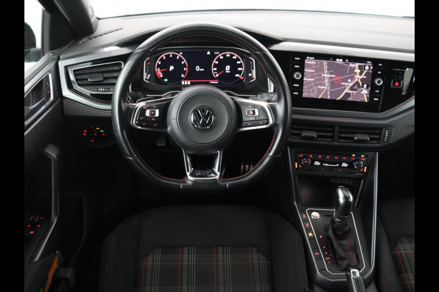 Volkswagen Polo 2.0 TSI GTI | Panoramadak | Stoelverwarming | Adaptive cruise | Camera | Virtual Cockpit | Carplay | Keyless | Full LED | Navigatie | Climate control | Origineel NL