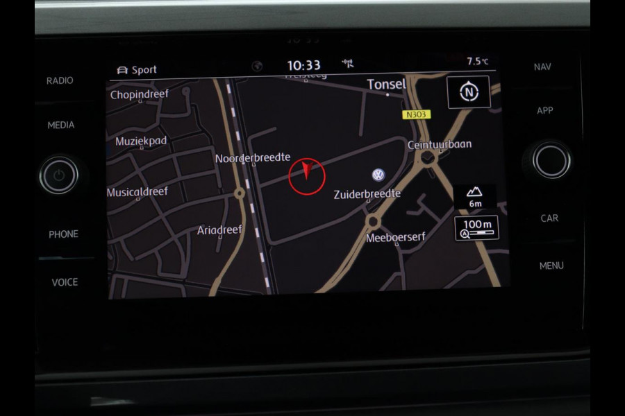 Volkswagen Polo 2.0 TSI GTI | Panoramadak | Stoelverwarming | Adaptive cruise | Camera | Virtual Cockpit | Carplay | Keyless | Full LED | Navigatie | Climate control | Origineel NL