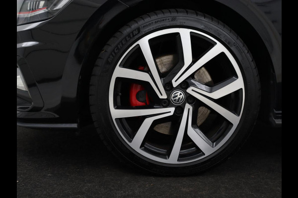 Volkswagen Polo 2.0 TSI GTI | Panoramadak | Stoelverwarming | Adaptive cruise | Camera | Virtual Cockpit | Carplay | Keyless | Full LED | Navigatie | Climate control | Origineel NL