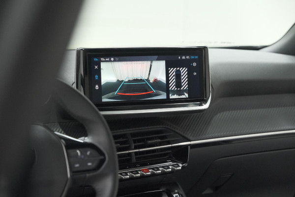 Peugeot e-2008 EV Allure 54 kWh | 3 Fase Laadfunctie | Camera | Navigatie | Apple Carplay