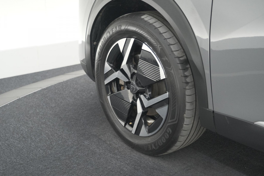 Peugeot e-2008 EV Allure 54 kWh | 3 Fase Laadfunctie | Camera | Navigatie | Apple Carplay