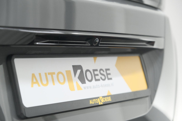 Peugeot e-2008 EV Allure 54 kWh | 3 Fase Laadfunctie | Camera | Navigatie | Apple Carplay