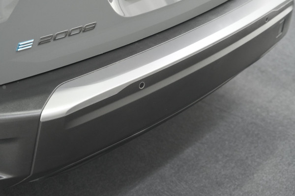 Peugeot e-2008 EV Allure 54 kWh | 3 Fase Laadfunctie | Camera | Navigatie | Apple Carplay