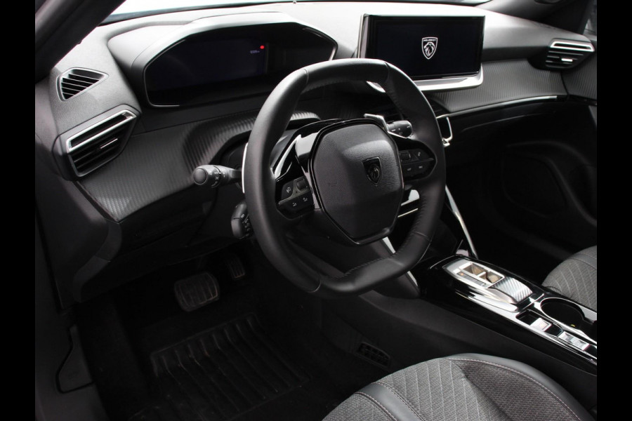 Peugeot 2008 1.2 Hybrid 136 pk Automaat Allure | DEMO ! | Navigatie | Apple Carplay/Android Auto | Climate Control | Dab | Led | Parkeer sensoren | Cruise Control | Stoelverwarming