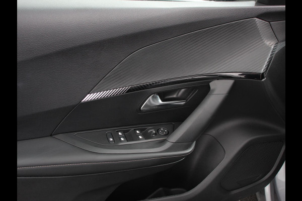 Peugeot 2008 1.2 Hybrid 136 pk Automaat Allure | DEMO ! | Navigatie | Apple Carplay/Android Auto | Climate Control | Dab | Led | Parkeer sensoren | Cruise Control | Stoelverwarming