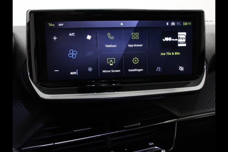 Peugeot 2008 1.2 Hybrid 136 pk Automaat Allure | DEMO ! | Navigatie | Apple Carplay/Android Auto | Climate Control | Dab | Led | Parkeer sensoren | Cruise Control | Stoelverwarming
