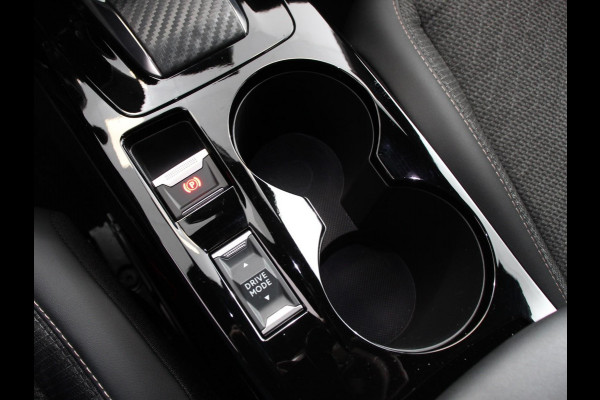 Peugeot 2008 1.2 Hybrid 136 pk Automaat Allure | DEMO ! | Navigatie | Apple Carplay/Android Auto | Climate Control | Dab | Led | Parkeer sensoren | Cruise Control | Stoelverwarming