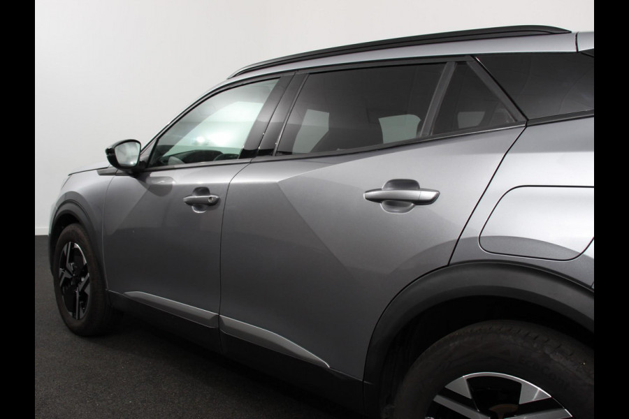 Peugeot 2008 1.2 Hybrid 136 pk Automaat Allure | DEMO ! | Navigatie | Apple Carplay/Android Auto | Climate Control | Dab | Led | Parkeer sensoren | Cruise Control | Stoelverwarming