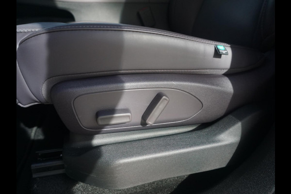 Leapmotor C10 Design 69.9 kWh Panoramadak