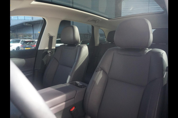 Leapmotor C10 Design 69.9 kWh Panoramadak