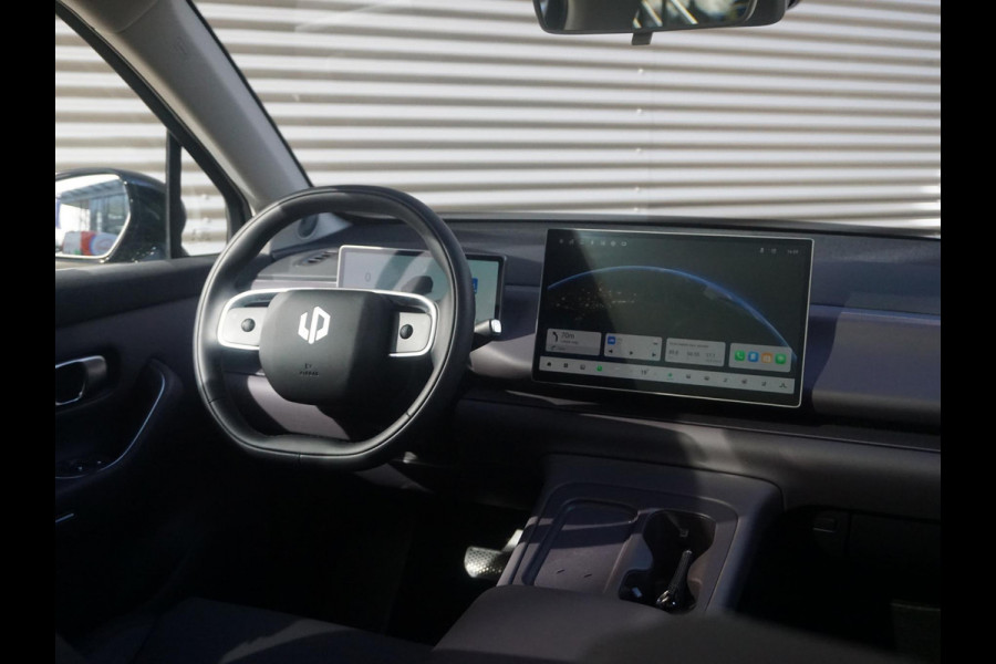 Leapmotor C10 Design 69.9 kWh Panoramadak