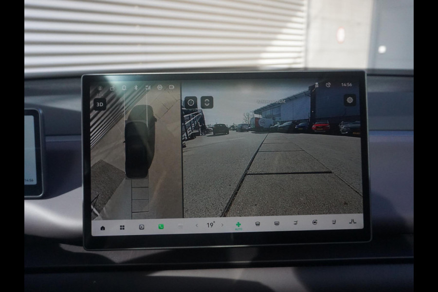 Leapmotor C10 Design 69.9 kWh Panoramadak