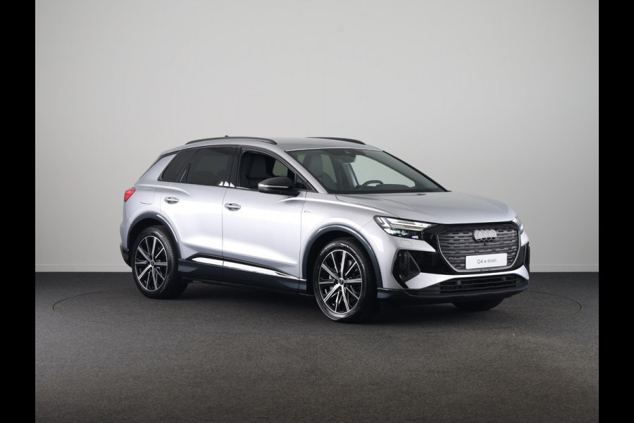 Audi Q4 e-tron 45 S edition Competition e-tron 82 kWh 286 pk | Assistentiepakket plus | Comfortpakket | Ambient lichtpakket | Optiekpakket zwart plus |