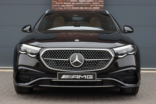 Mercedes-Benz E-Klasse Estate 300 e AMG Line | Distronic | Trekhaak | Burmester | Stoelventilatie | Panoramadak | Digital Light | Surround Camera | Keyless Go | Zonnerollo's |
