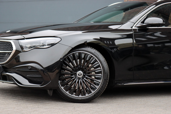 Mercedes-Benz E-Klasse Estate 300 e AMG Line | Distronic | Trekhaak | Burmester | Stoelventilatie | Panoramadak | Digital Light | Surround Camera | Keyless Go | Zonnerollo's |