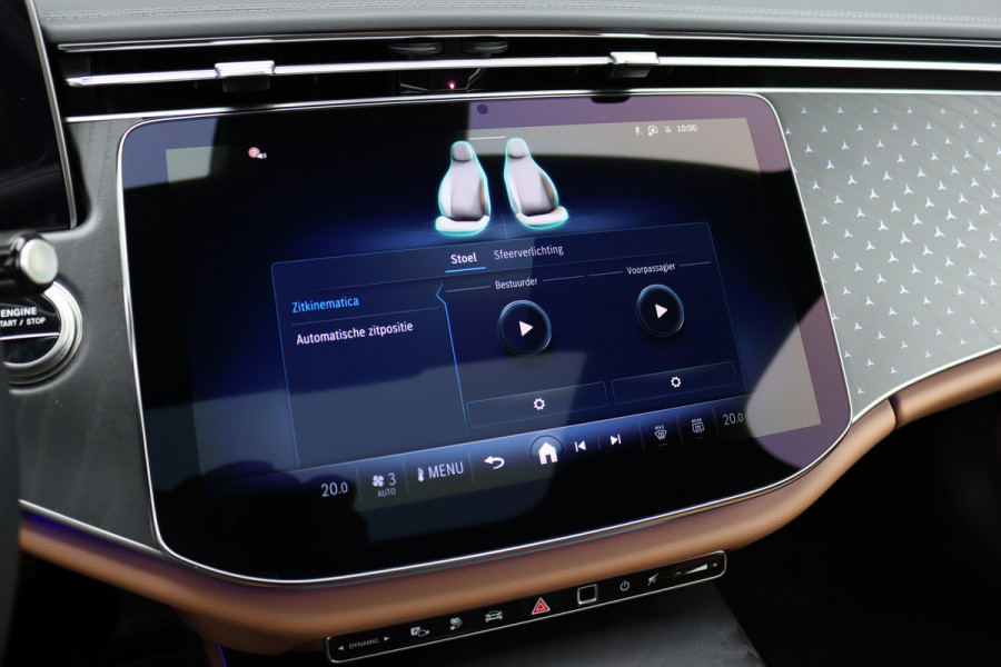 Mercedes-Benz E-Klasse Estate 300 e AMG Line | Distronic | Trekhaak | Burmester | Stoelventilatie | Panoramadak | Digital Light | Surround Camera | Keyless Go | Zonnerollo's |