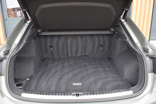 Audi Q3 Sportback 35 TFSI 150pk S-tronic S-line | Chronos Grijs